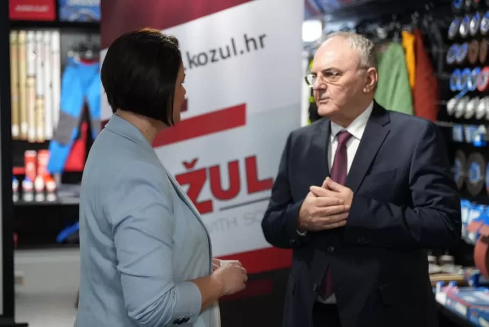 Kosovo nudi prilike, Sl. Brod odgovara suradnjom