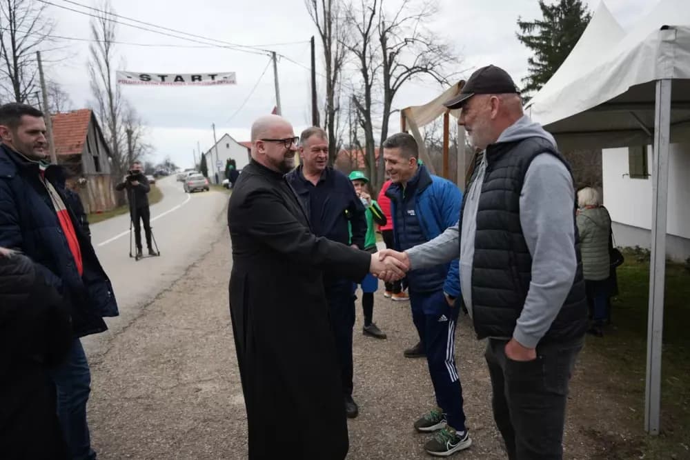 U znak sjećanja na Sibinjske žrtve – nogomet, biciklijada i polumaraton