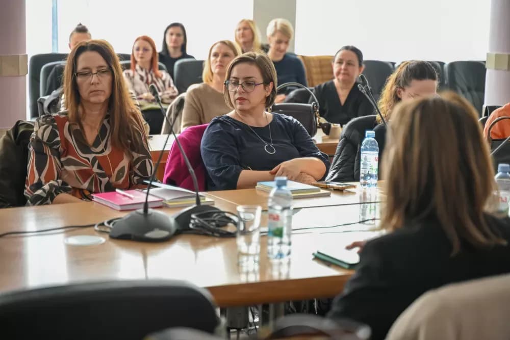 Djeca pod pritiskom suvremenih izazova: Potrebna jača suradnja roditelja i struke