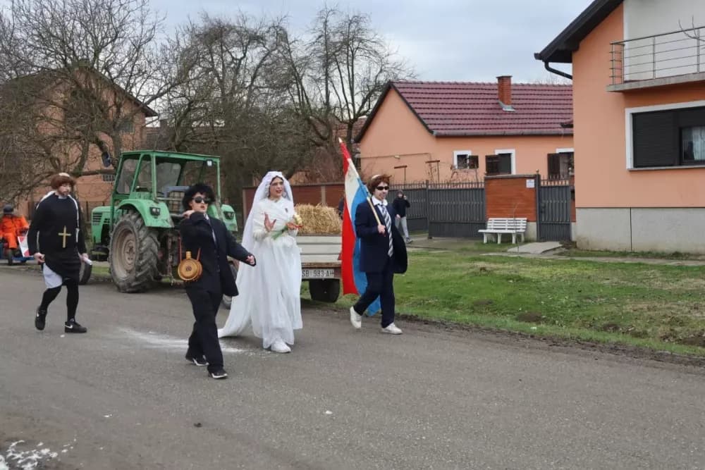 Pokladna povorka i ove godine puna iznenađenja u Donjoj Bebrini