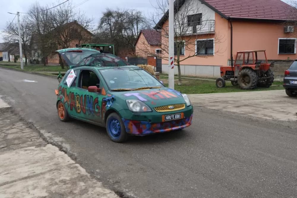 Pokladna povorka i ove godine puna iznenađenja u Donjoj Bebrini
