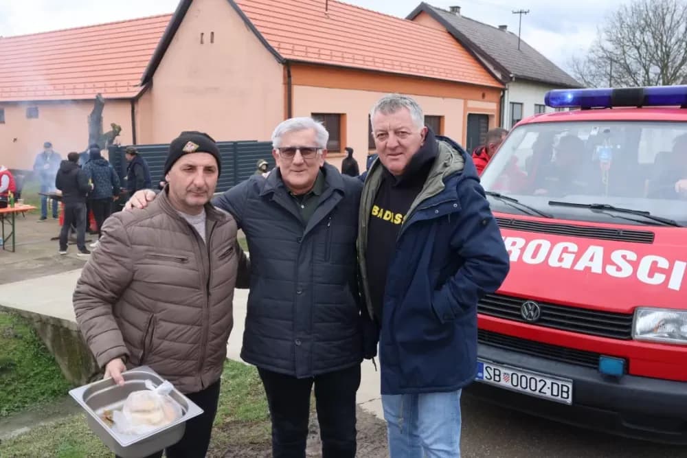 Pokladna povorka i ove godine puna iznenađenja u Donjoj Bebrini