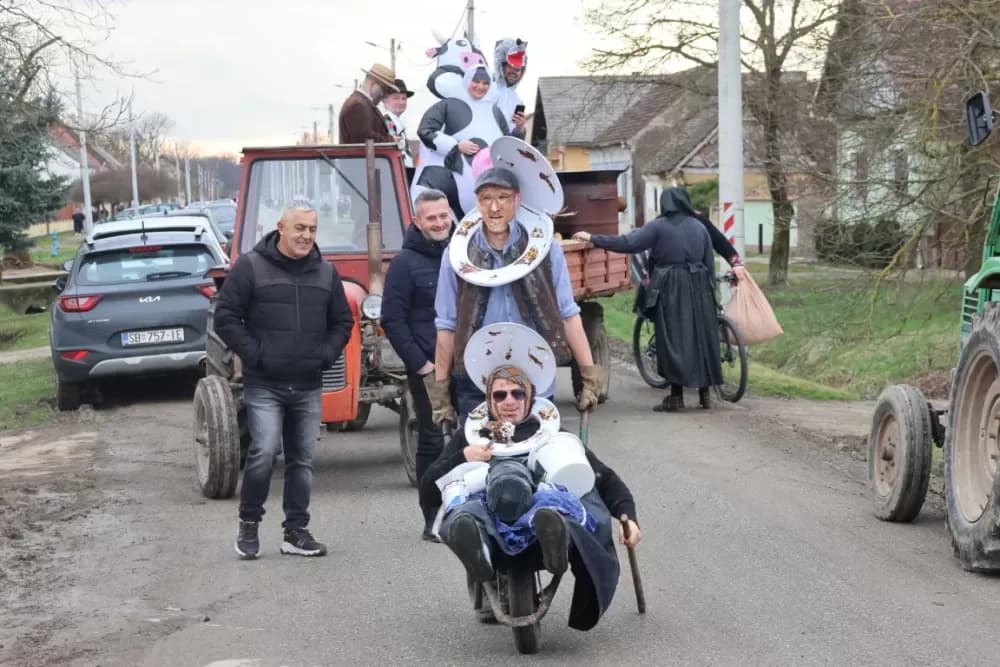 Pokladna povorka i ove godine puna iznenađenja u Donjoj Bebrini