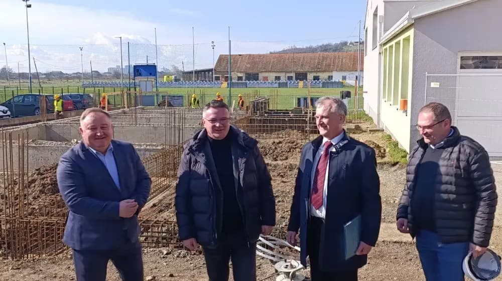 Rekordna ulaganja u školstvo: Dvorane, dogradnje i jednosmjenska nastava