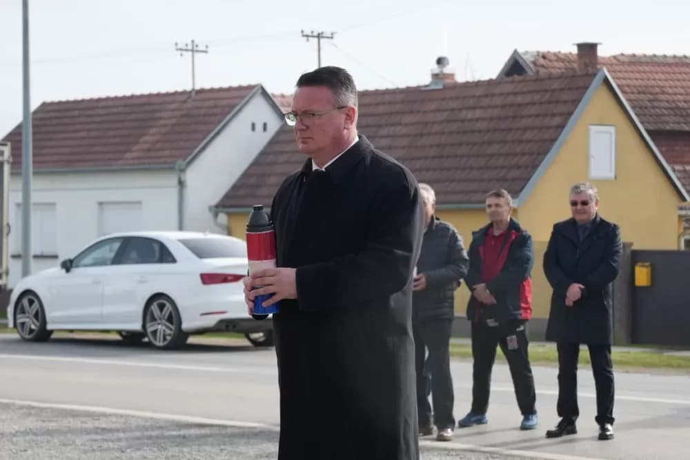 Svečano i dostojanstveno u Sibinju: Odana počast žrtvama i obilježen Dan općine
