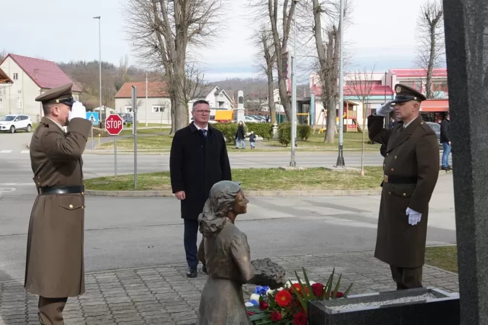 Svečano i dostojanstveno u Sibinju: Odana počast žrtvama i obilježen Dan općine