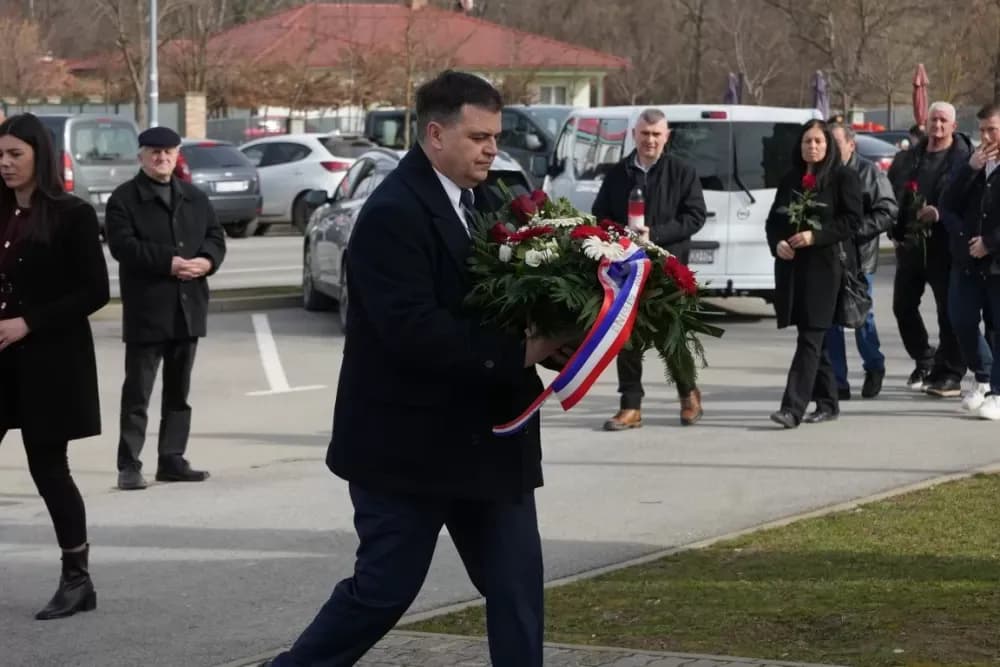 Svečano i dostojanstveno u Sibinju: Odana počast žrtvama i obilježen Dan općine
