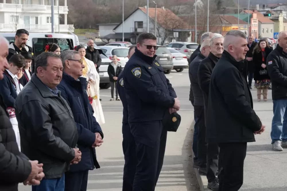 Svečano i dostojanstveno u Sibinju: Odana počast žrtvama i obilježen Dan općine