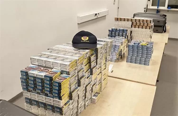 Spriječen pokušaj krijumčarenja 39.100 cigareta na graničnom prijelazu Slavonski Brod