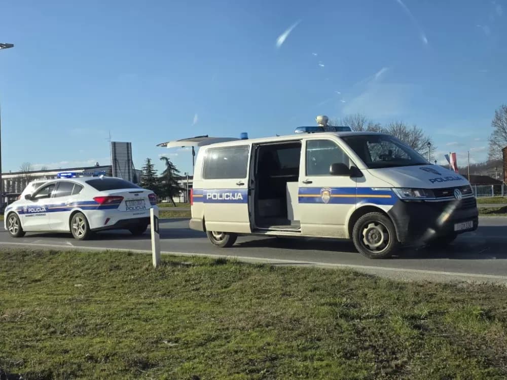 Dvije osobe ozlijeđene u sudaru na državnoj cesti kod Slobodnice