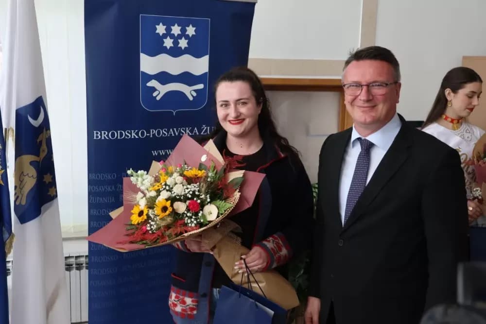 Nagrađene Šokice i snaše na prijemu kod župana Marušića: Nekog odgojiti u duhu da čuva kulturu i tradiciju je nešto veliko