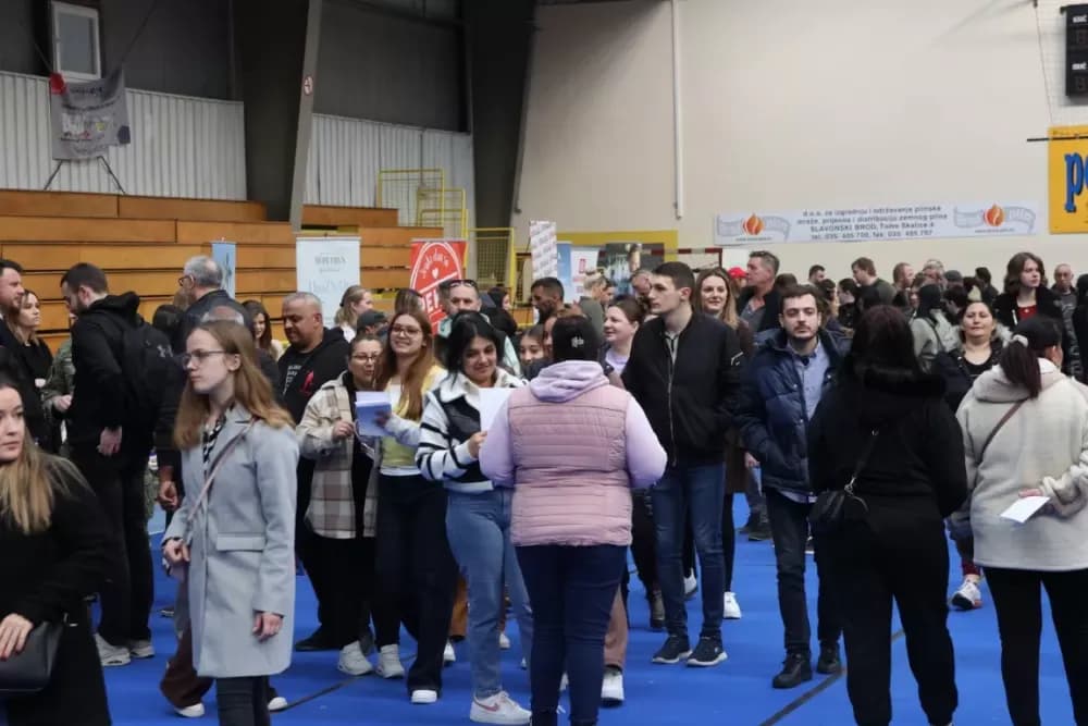 Gotovo 60 poslodavaca na Danu poslova u Slavonskom Brodu – radnika nedostaje