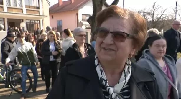 Svake nedjelje u nošnjama: Mladi supružnici koji vraćaju duh prošlih vremena