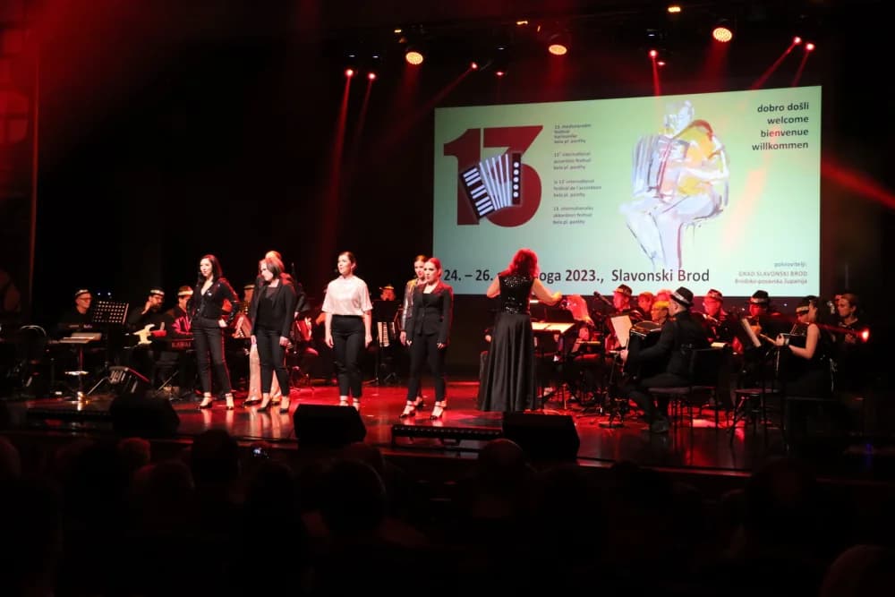 Svečano otvoren Međunarodni festival harmonike u Sl. Brodu