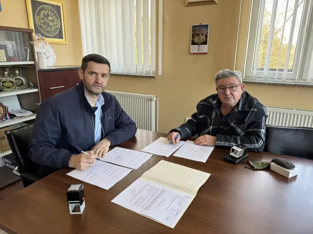 Sibinjski načelnik Josip Pavić potpisao ugovor o donaciji za crkvu u Slobodnici