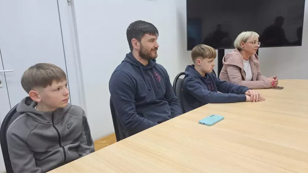 Načelnik Daniel Grgić primio mlade obitelji i sportaše: ʼDjeca su naša budućnost i najveće bogatstvoʼ