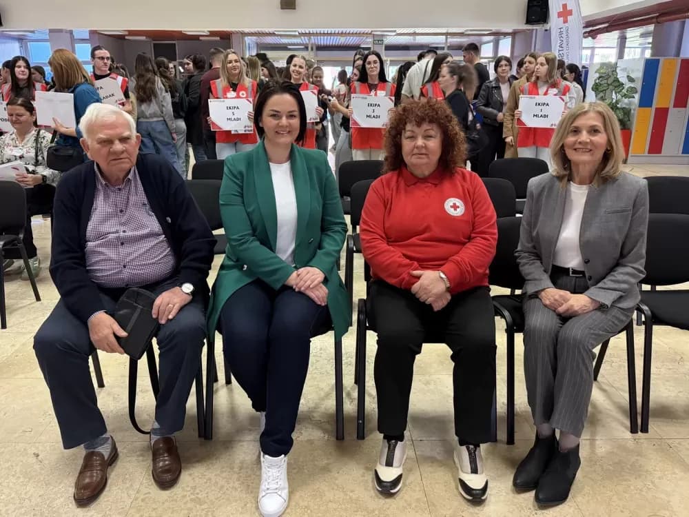 Mladi pokazali znanje iz prve pomoći na gradskom natjecanju Crvenog križa