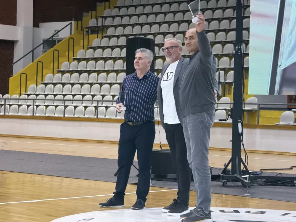 Slavonski Brod nagradio najbolje sportaše 2025.: Veočić i Tot na vrhu