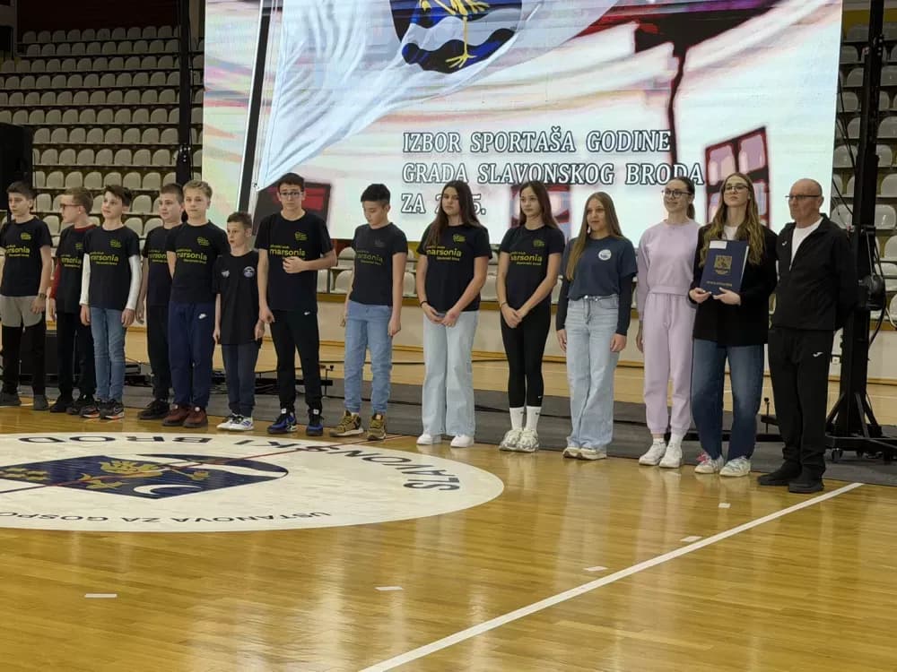 Slavonski Brod nagradio najbolje sportaše 2025.: Veočić i Tot na vrhu