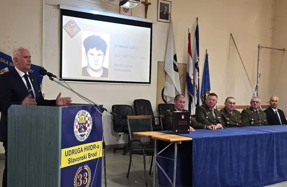 “Sokolovi” dobili svoju monografiju: Priča o hrabrosti, žrtvi i pobjedi predstavljena u Slavonskom Brodu