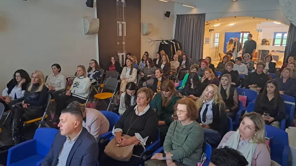 „Mreža žena – mreža uspjeha“ okupila obrtnice u Slavonskom Brodu