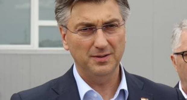 „Oj, Požego, u tebi je lipo“: Večer folklora i prijateljstva u požeškom kazalištu