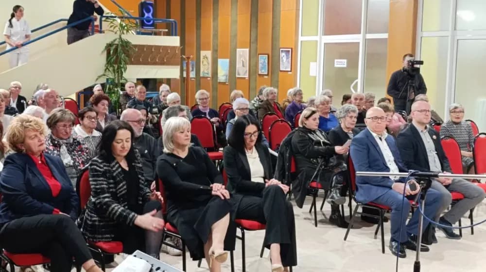 Dirljiva uskrsna priča iz Doma za starije i nemoćne osobe Slavonski Brod: ʼSjene ispričale najveću žrtvuʼ