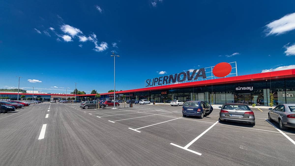 Biskupov pohod zatvoru i kaznionici u Požegi