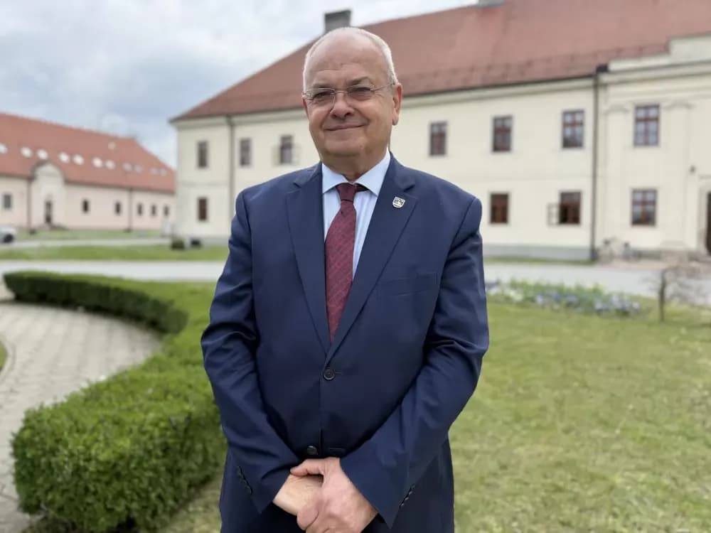 Pol milijuna eura iz gradske blagajne za “ostale usluge” – kamo ide novac Grada Slavonskog Broda?