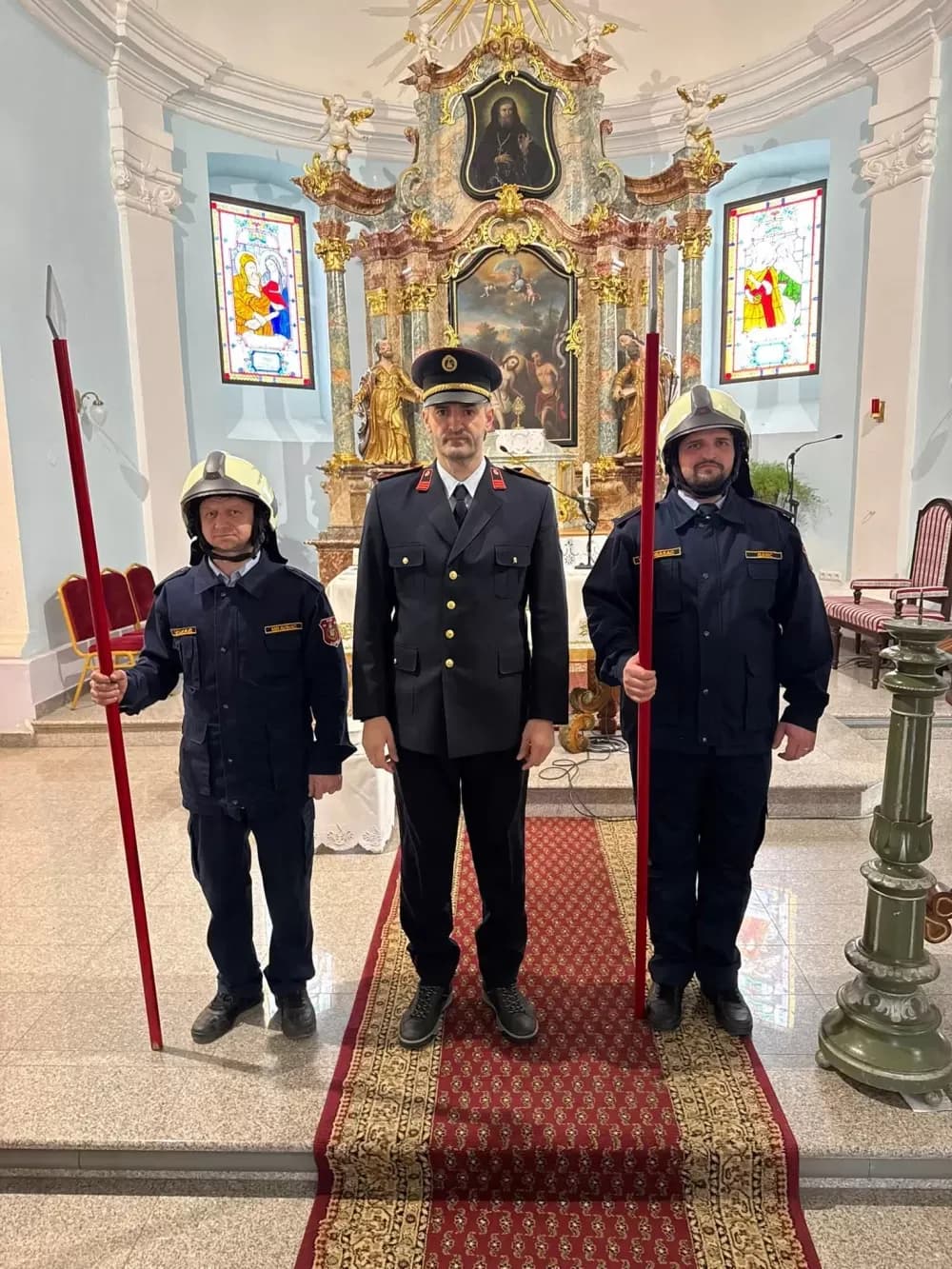 Sibinjski vatrogasci čuvali Isusov grob uoči Uskrsa