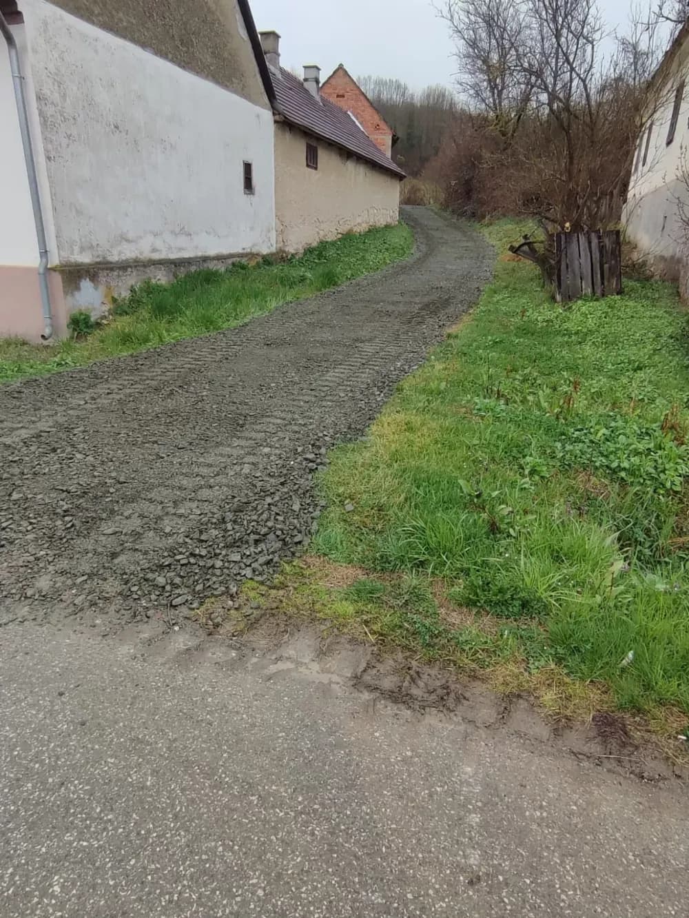 Uređenje putova diljem općine Sibinj: Radovi obuhvatili više naselja