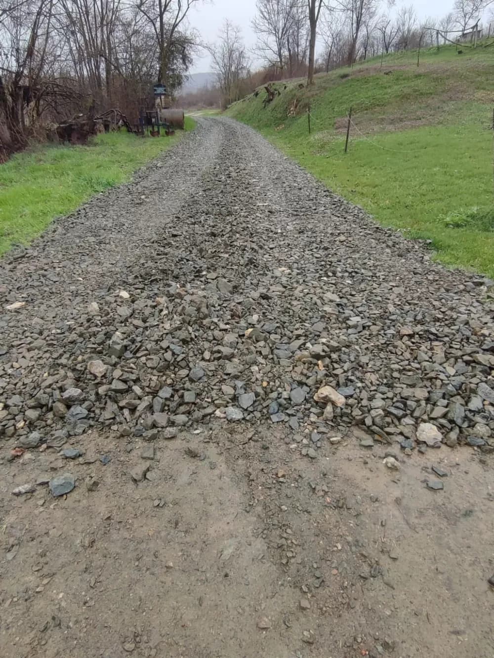 Uređenje putova diljem općine Sibinj: Radovi obuhvatili više naselja