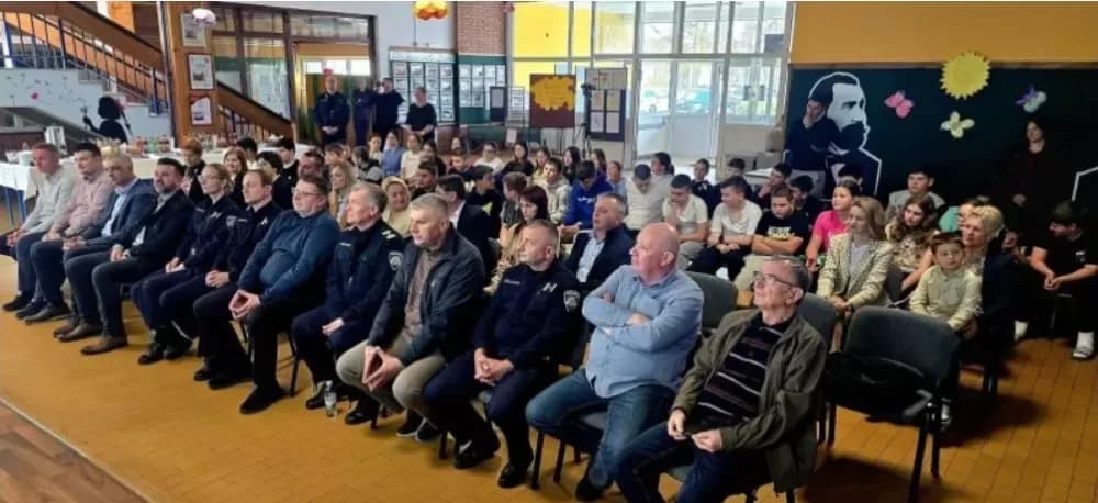 Policija i škole zajedno u projektu Bee Order - prevencija kroz pčelarstvo
