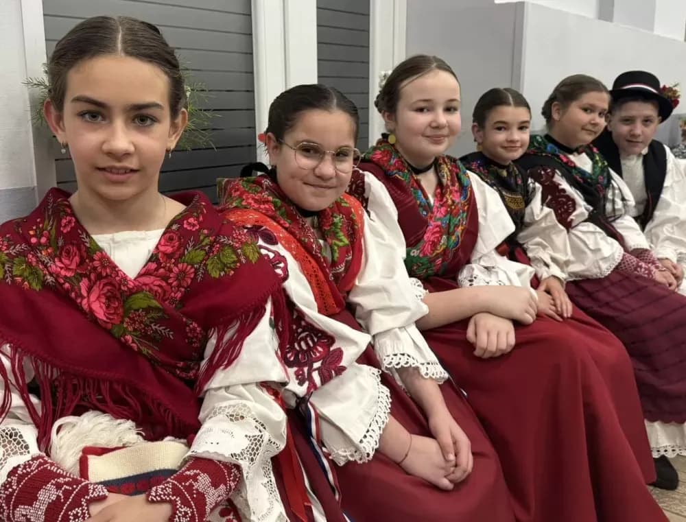 Sibinjci pokazali zašto su jedno od najboljih folklornih društava