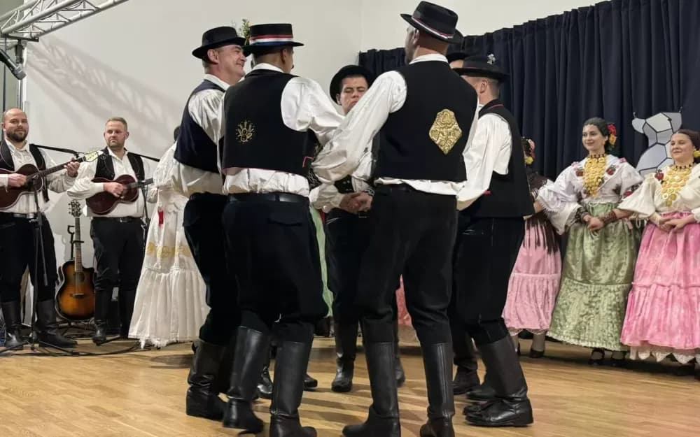 Sibinjci pokazali zašto su jedno od najboljih folklornih društava