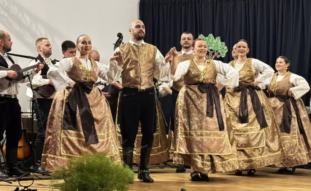 Sibinjci pokazali zašto su jedno od najboljih folklornih društava