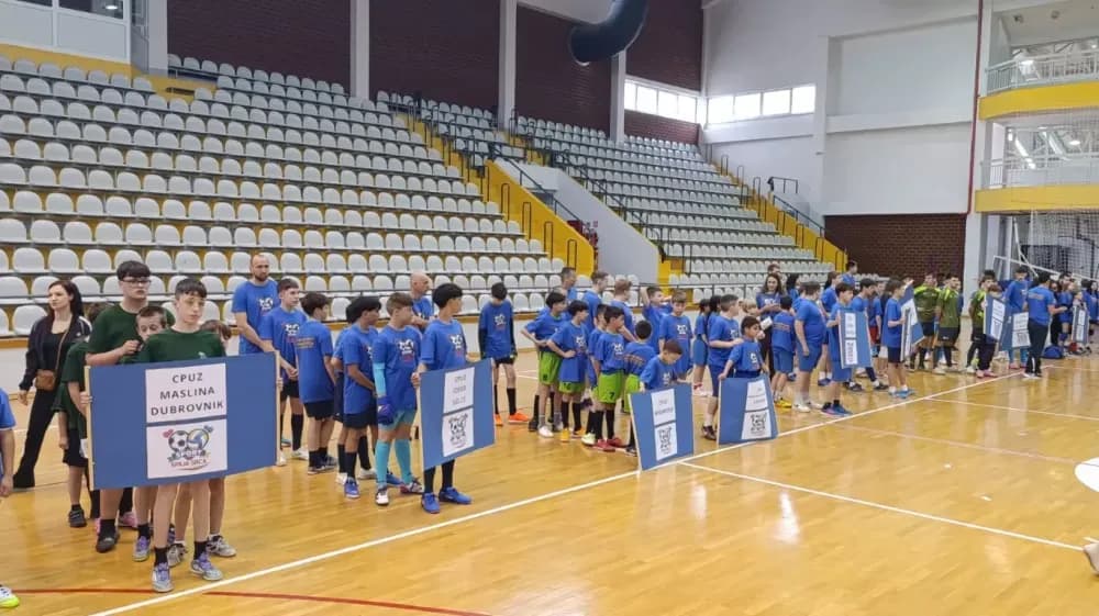 „Sport spaja srca“: Brod okupio mlade sportaše iz cijele Hrvatske