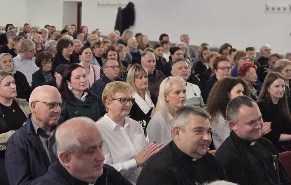 Velika priča iz malog mjesta: 850 godina svetišta u jednoj knjizi