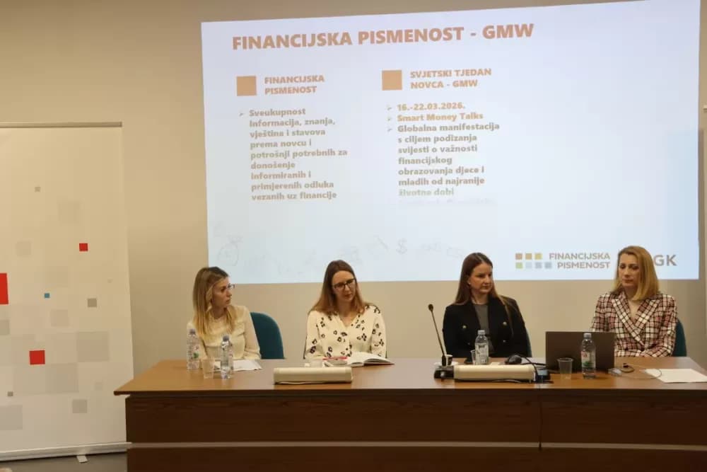 Županijska komora Sl. Brod okupila učenike na edukaciji o financijskoj pismenosti
