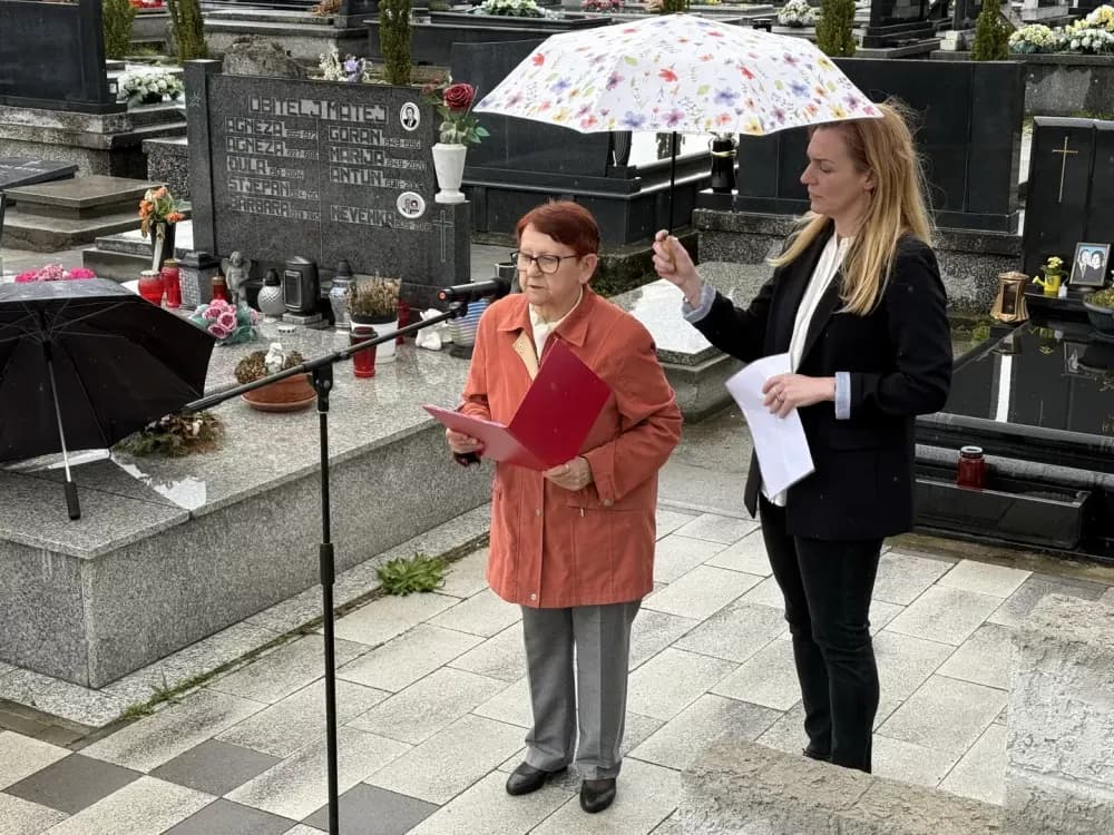 Položenim vijencima odana počast žrtvama i borcima – 81. obljetnica oslobođenja Slavonskog Broda