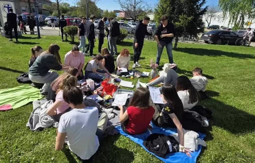 Budući srednjoškolci zavirili u svijet tehnike i inovacija: Tehnička škola Slavonski Brod pokazala kako izgleda obrazovanje budućnosti