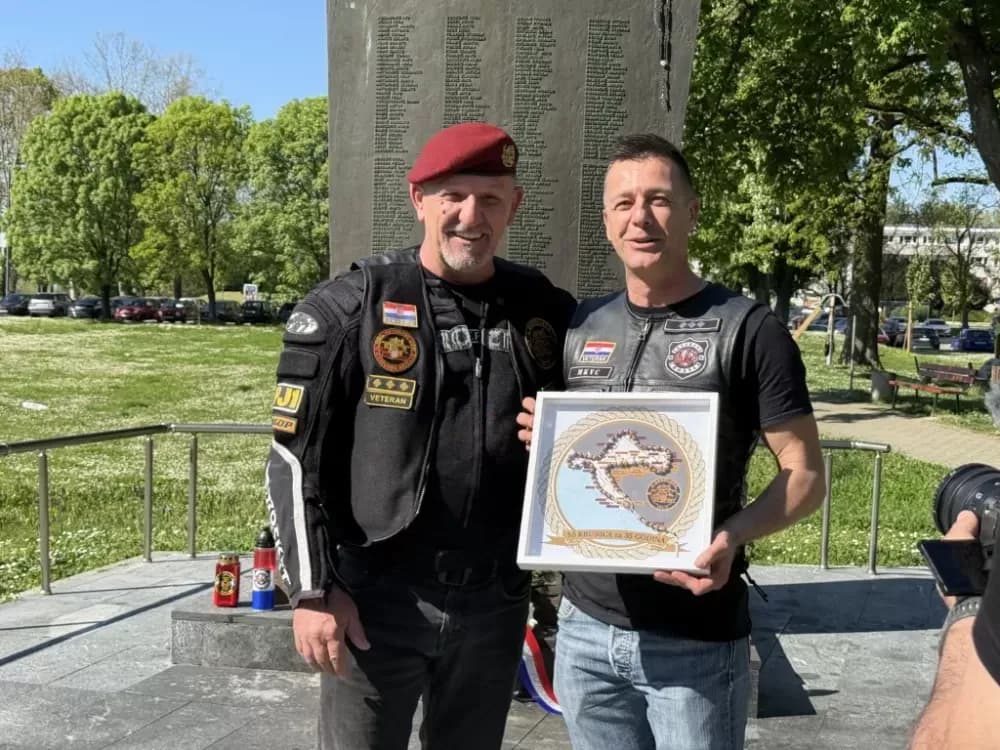 Hodočasnička vožnja s porukom: Slavonski Brod dočekao Moto klub 4. gardijske brigade