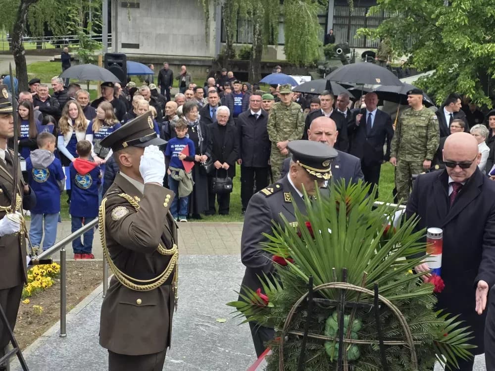 Počast herojima: Slavonski Brod obilježio 35 godina „Kuna“