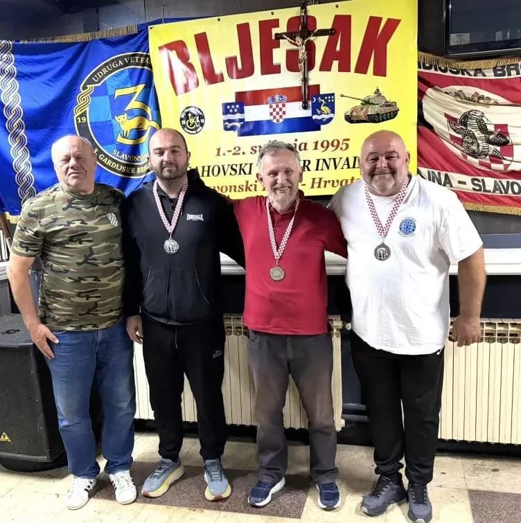 ŠAHOVSKI TURNIR U SLAVONSKOM BRODU: Prvo mjesto osvojio Antun Jerković, uspješan nastup šahista iz Požeštine
