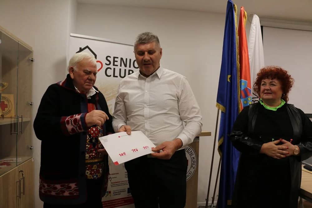 Održana svečana dodjela priznanja Gradskog društva Crvenog križa Slavonski Brod