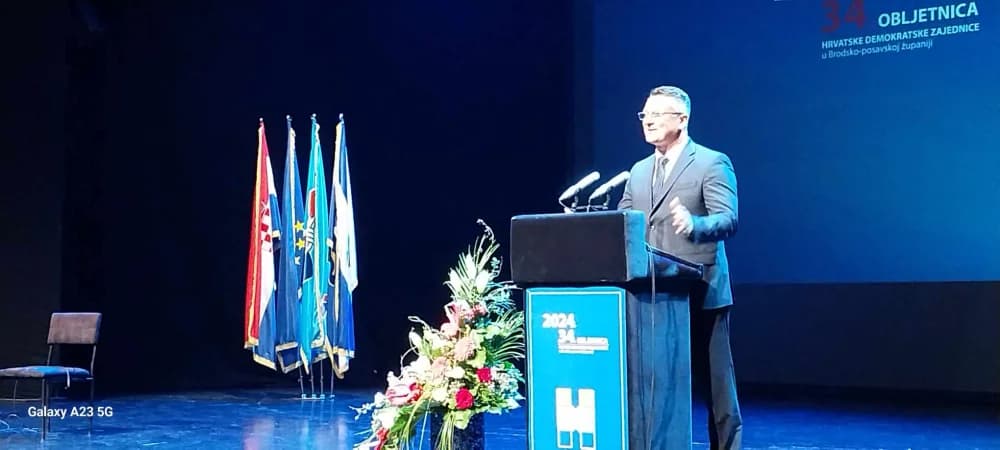 Plenković svojim dolaskom u Sl. Brod počastio HDZ