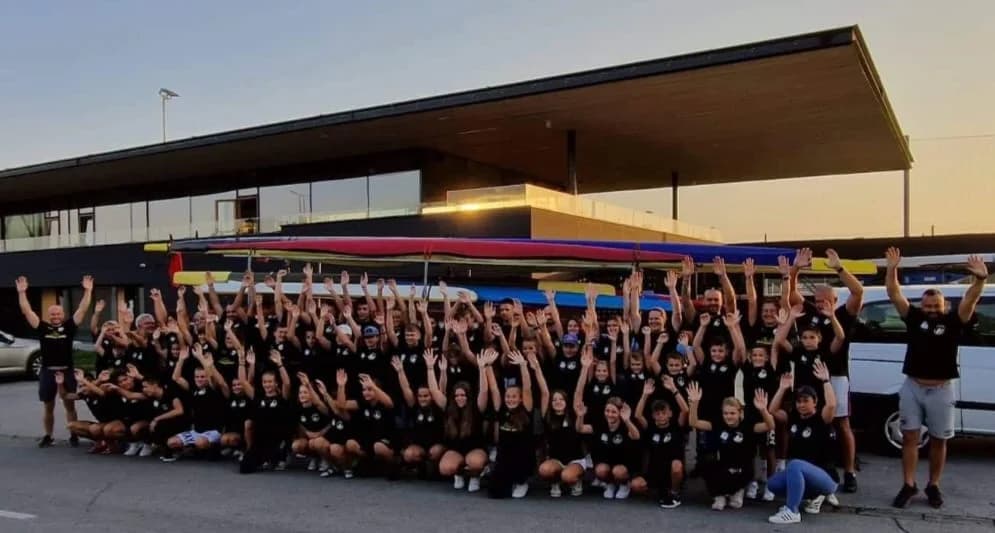 MOŽE VAS BITI SRAMOTA KAKO RADITE: ʼDok Vi od sporta živite, JA ZA SPORT ŽIVIM!ʼ