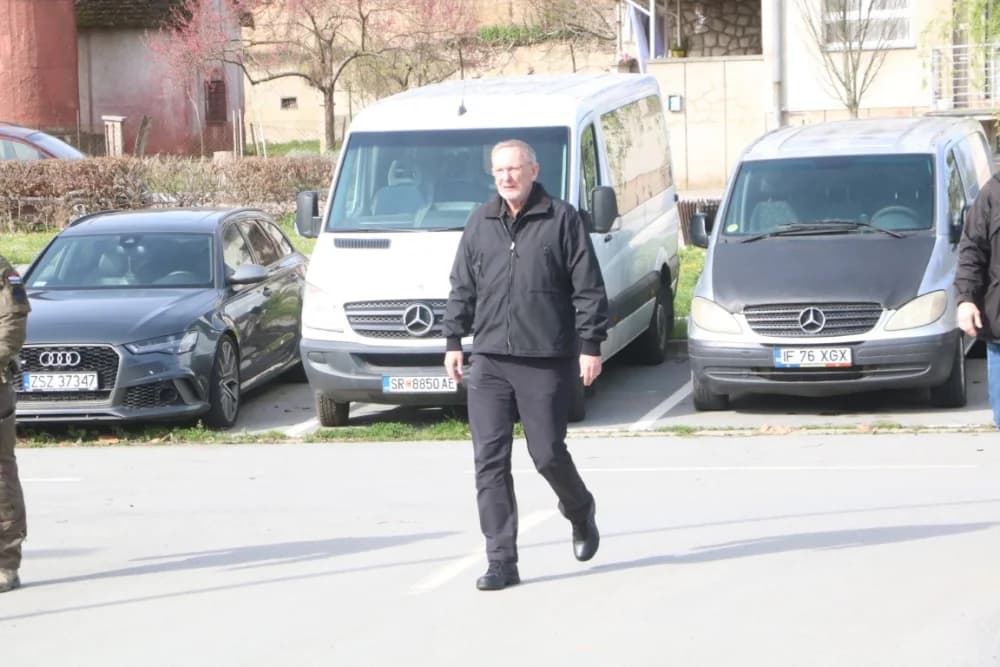 Ministar Davor Božinović u radnom posjetu Postaji granične policije Stara Gradiška: ʼSvaki dan sve jači u obračunu s kriumčarima migranataʼ