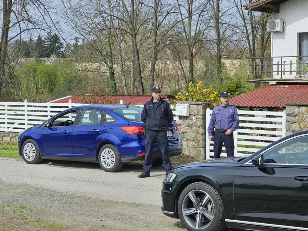 Ministar Davor Božinović u radnom posjetu Postaji granične policije Stara Gradiška: ʼSvaki dan sve jači u obračunu s kriumčarima migranataʼ
