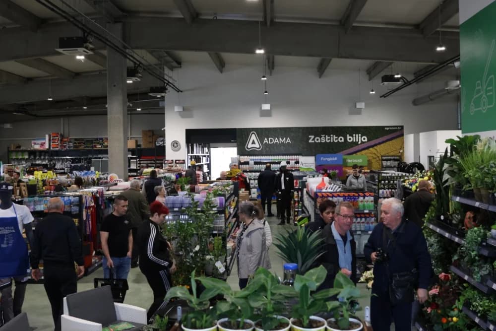 Agronom u Pleternici otvorio svoj 80. Agro centar: „Uložili smo više od 10 milijuna eura u ovu investiciju“
